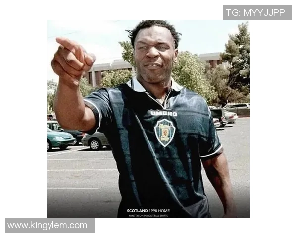 足球巨星退役时刻：回顾经典时光与荣耀瞬间